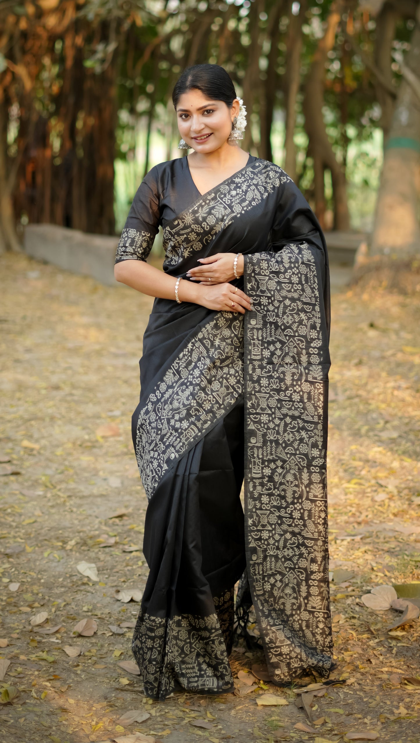 Handloom raw silk saree - BLACK