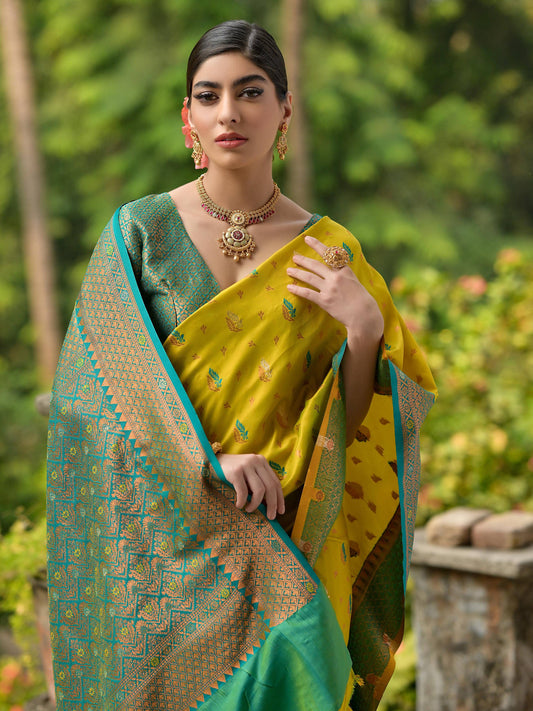 YELLOW BANARASI SILK  SAREE WITH CONTRAST COLOUR
