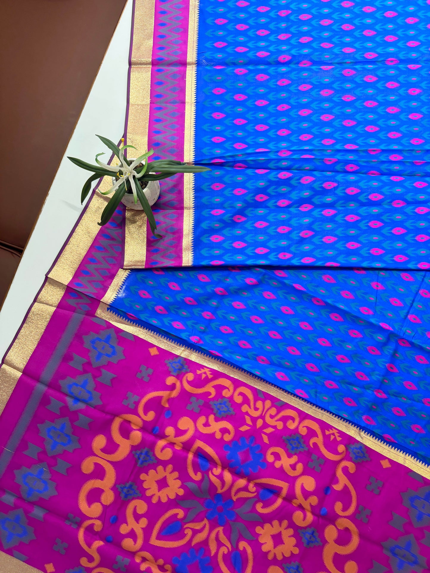 POCHAMPALLY IKKAT SILK SAREE -  BLUE