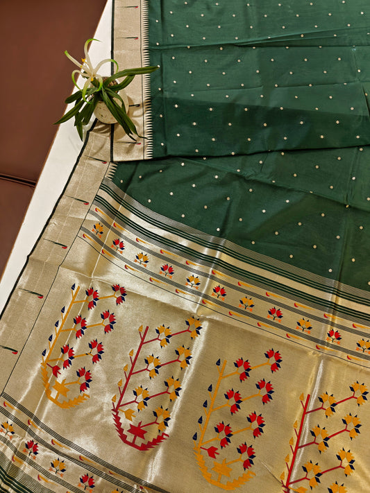 Banarasi Paithani Saree Design with Traditional Kalpavalli Pattern-BT GREEN
