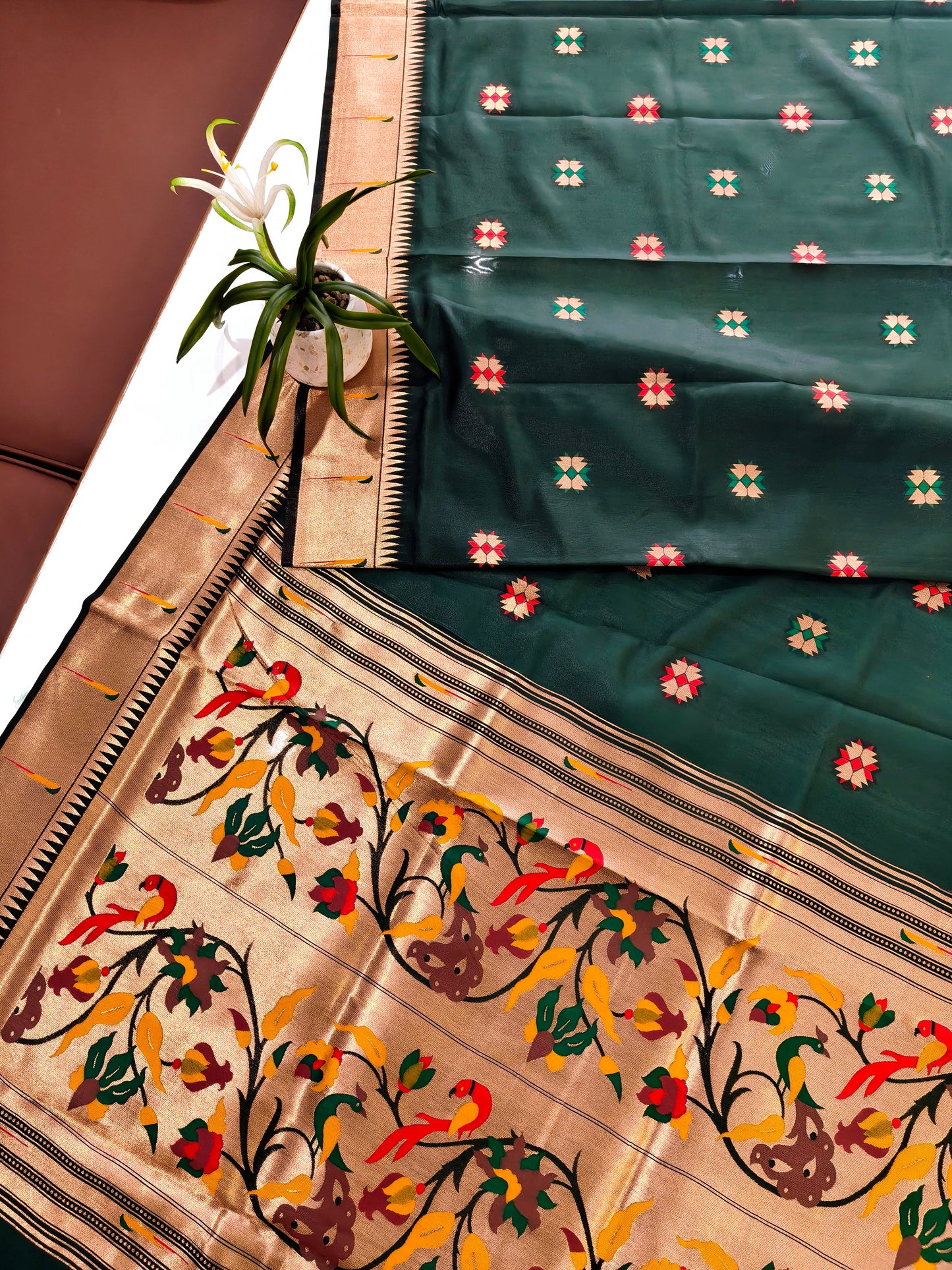 Banarasi Paithani With Bird & Floral Pallu - BT GREEN