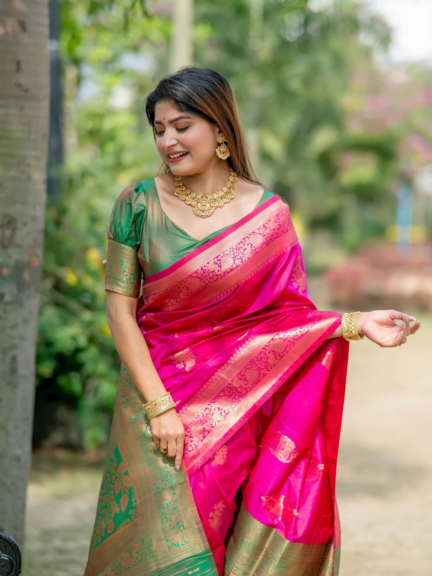 Soft Banarasi Katan Silk Pattu Saree - PINK
