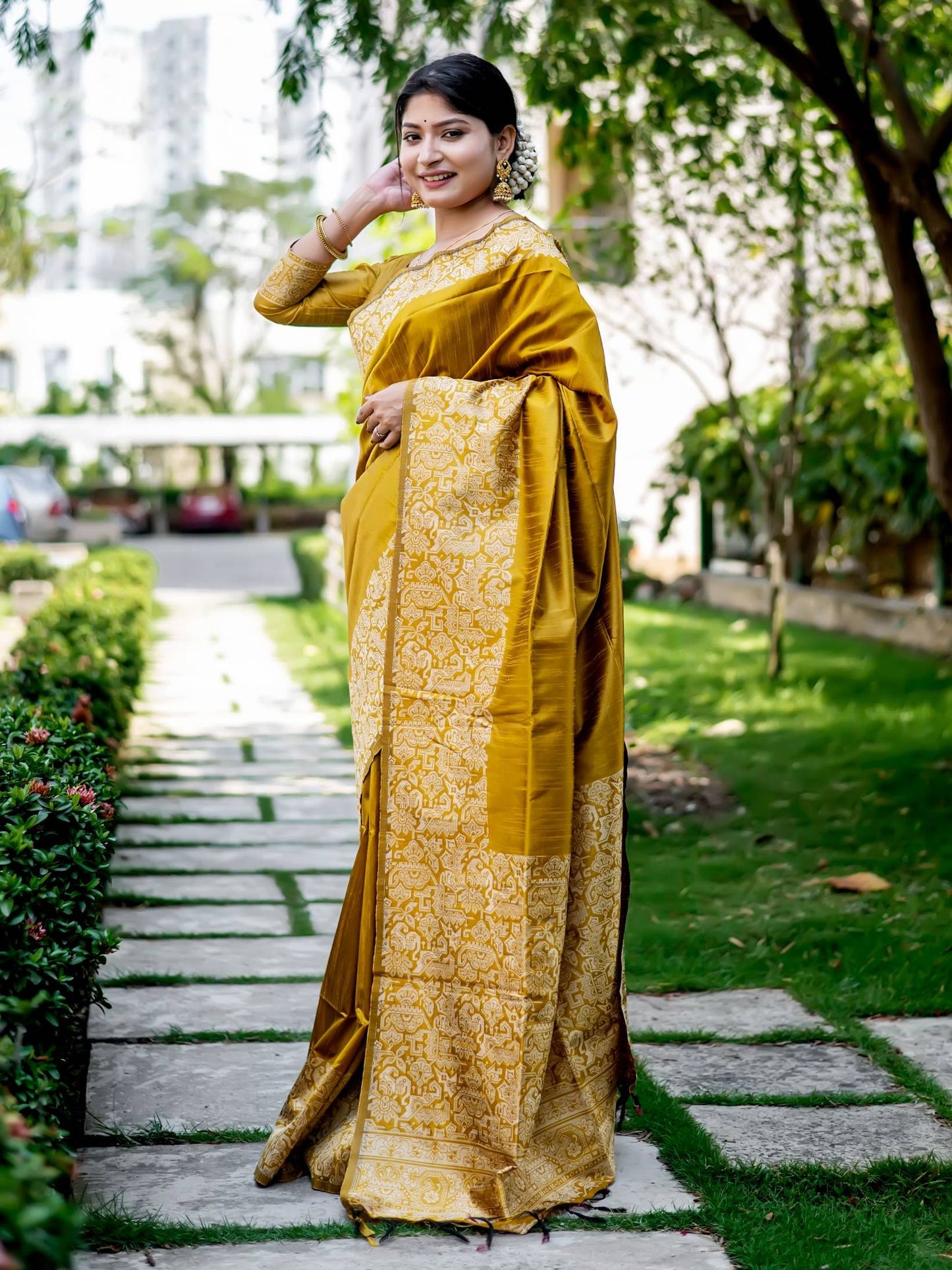 Handloom raw silk saree - YELLOW