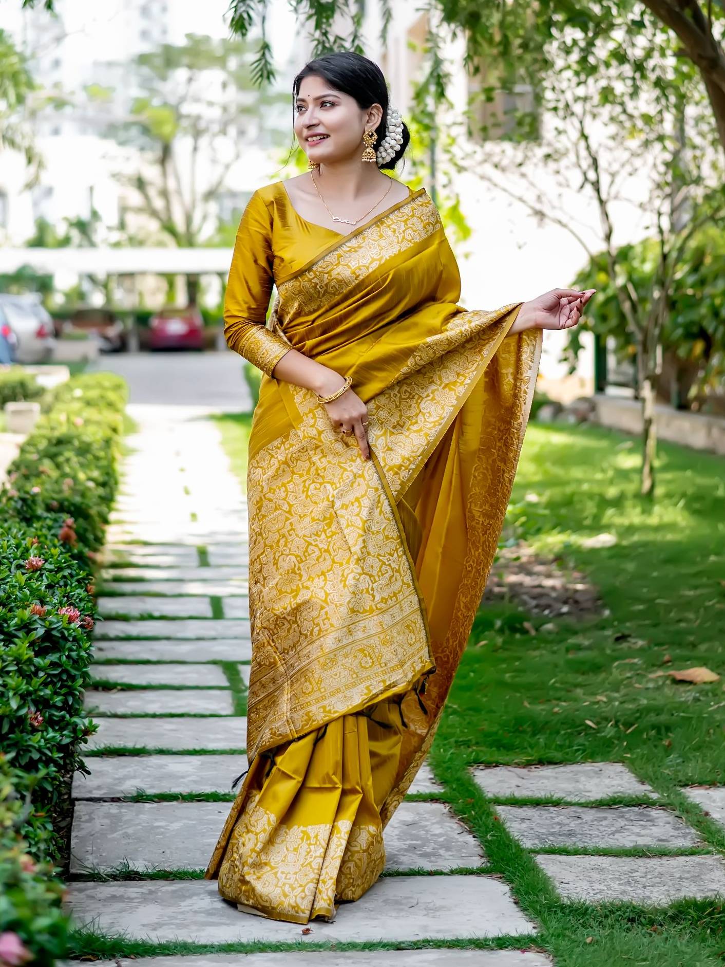 Handloom raw silk saree - YELLOW