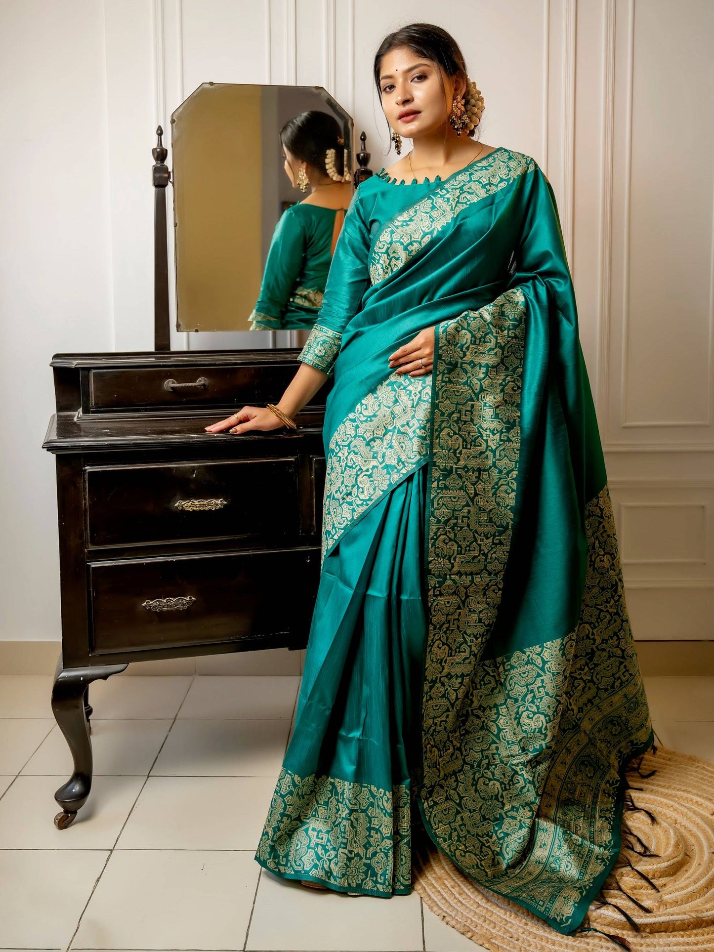 Handloom raw silk saree - RAMA