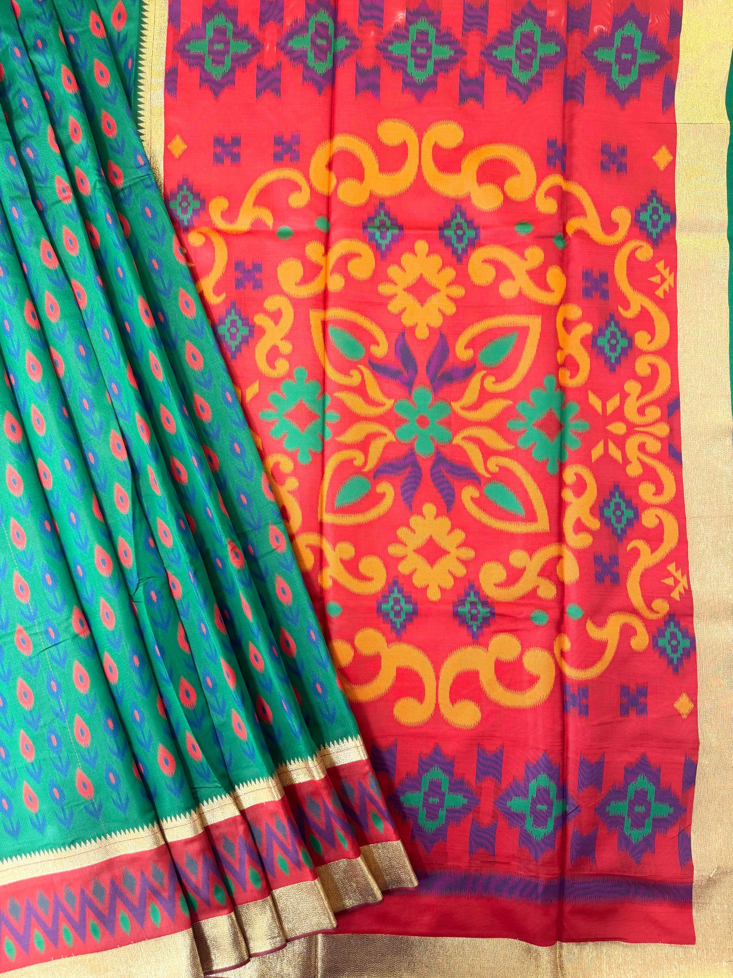 POCHAMPALLY IKKAT SILK SAREE -  GREEN