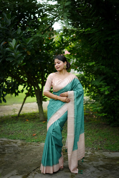 Aarita Authentic Ikkat Handloom Saree- GREEN