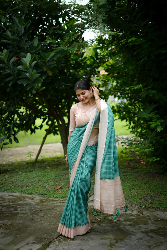Aarita Authentic Ikkat Handloom Saree- GREEN