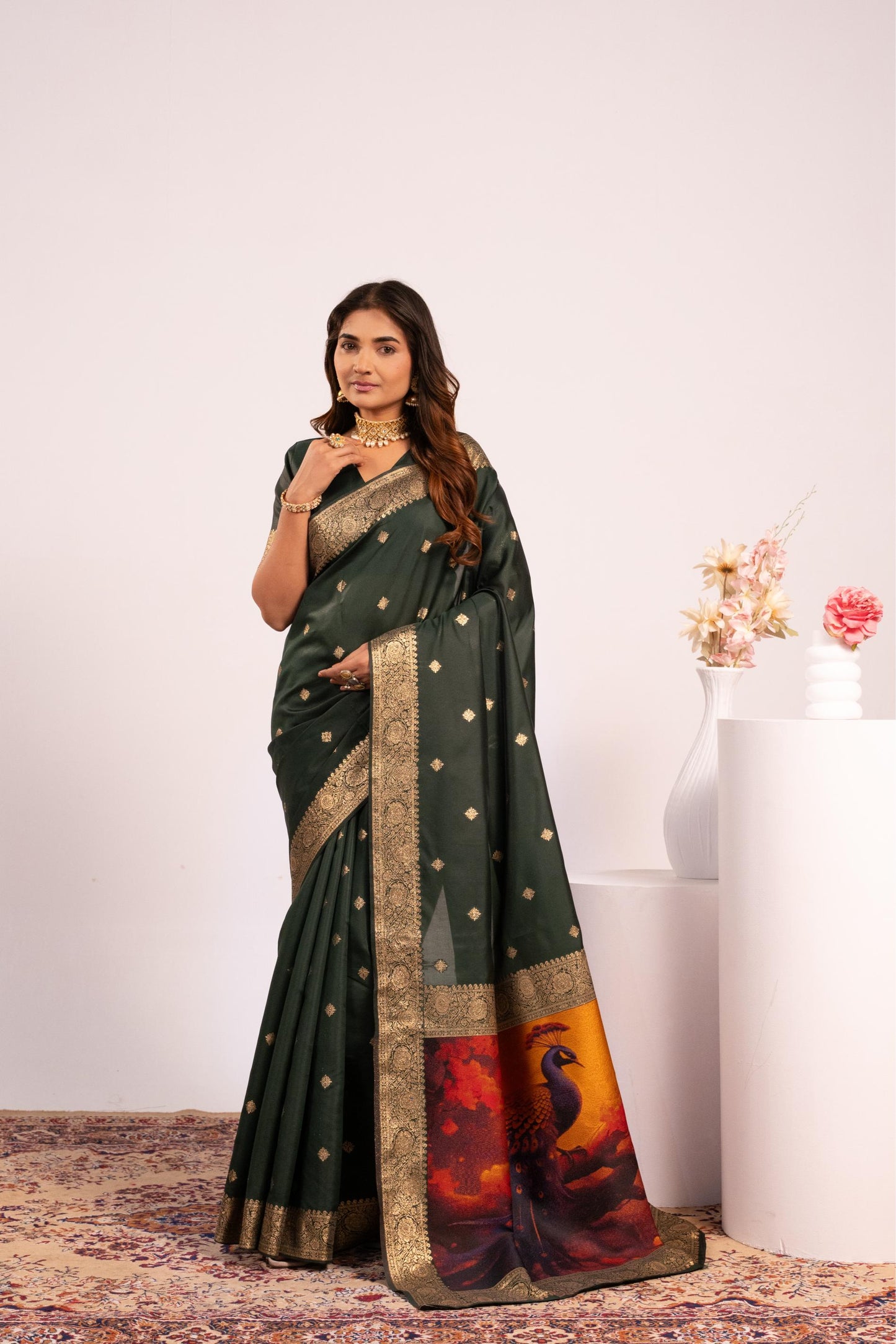 Traditional Paithani Saree with Zari Butti & Storytelling Pallu - GREEN