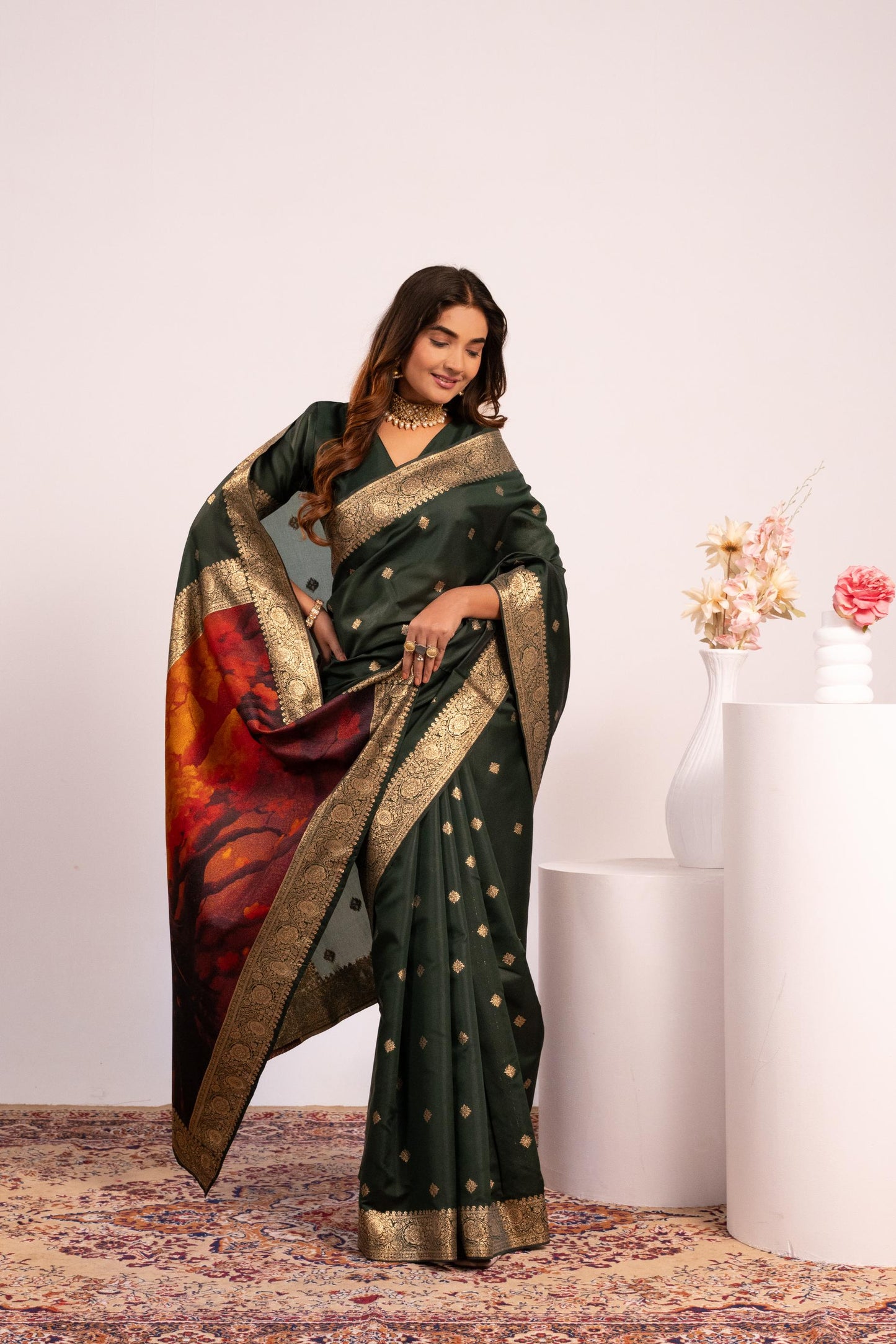 Traditional Paithani Saree with Zari Butti & Storytelling Pallu - GREEN