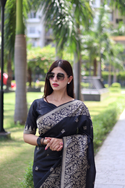 Handloom raw silk saree - BLACK