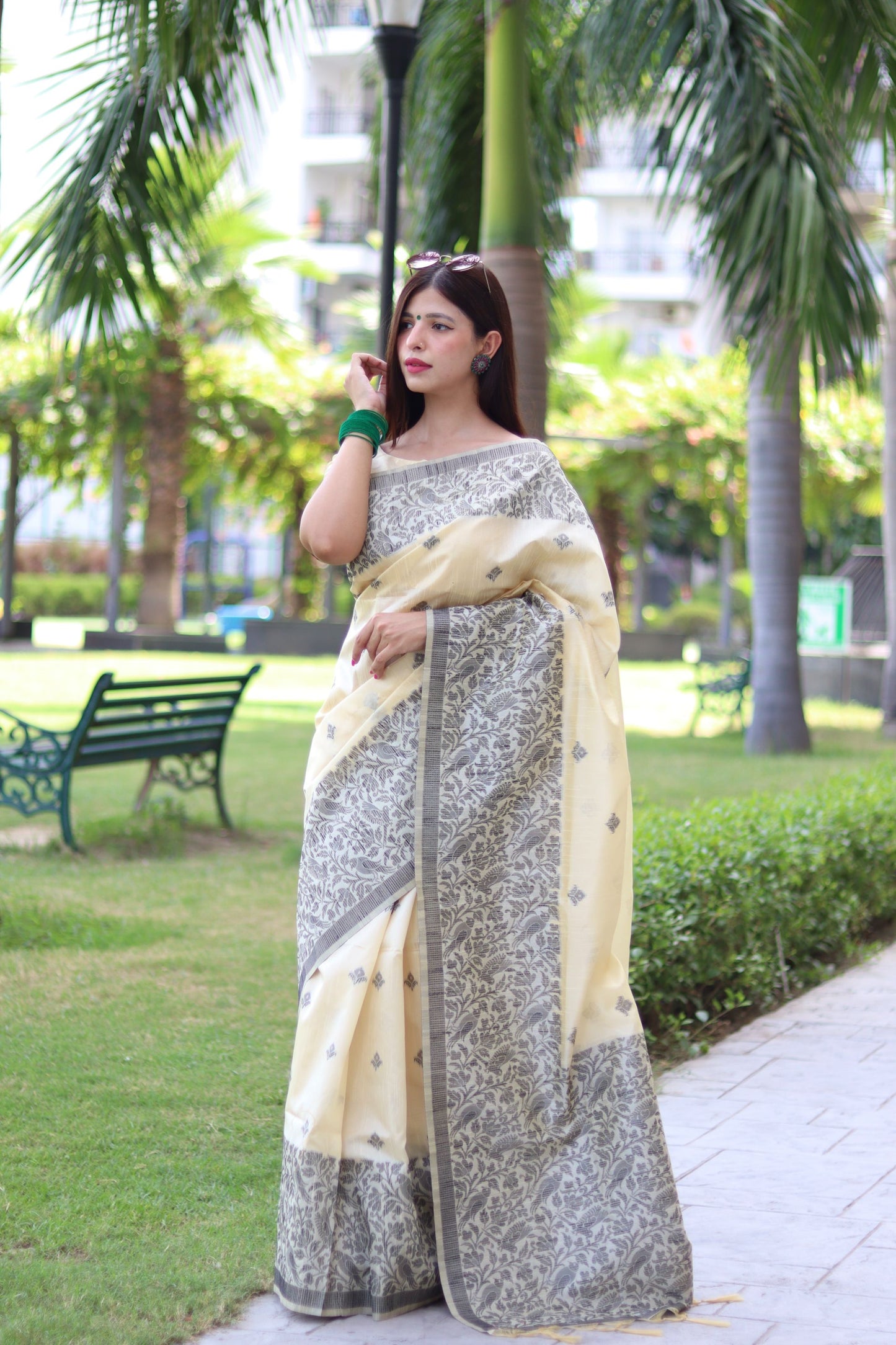 Handloom raw silk saree - CREAM