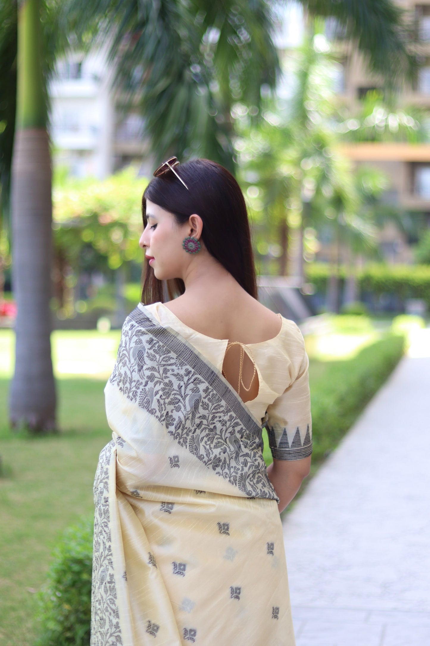 Handloom raw silk saree - CREAM