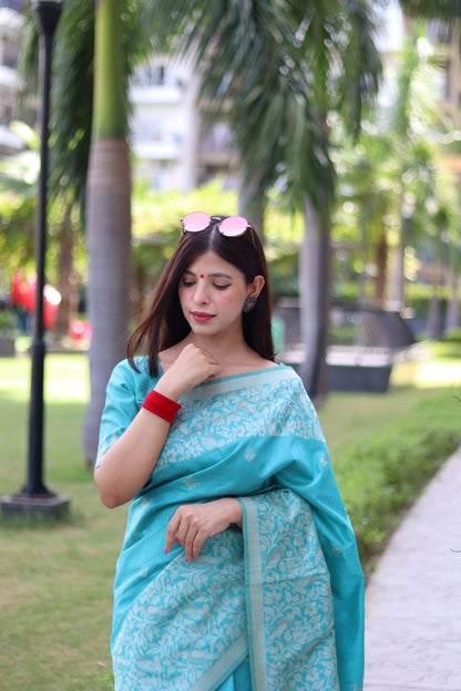 Handloom raw silk saree - SKY BLUE