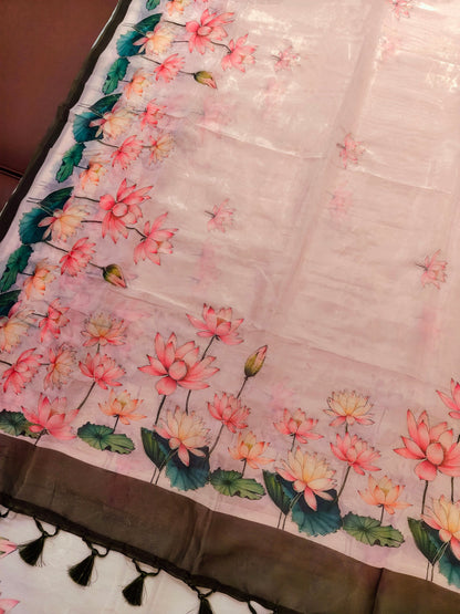 Elegant Organza Silk Saree with Floral Pallu and Stylish Tassels-MEHNDI