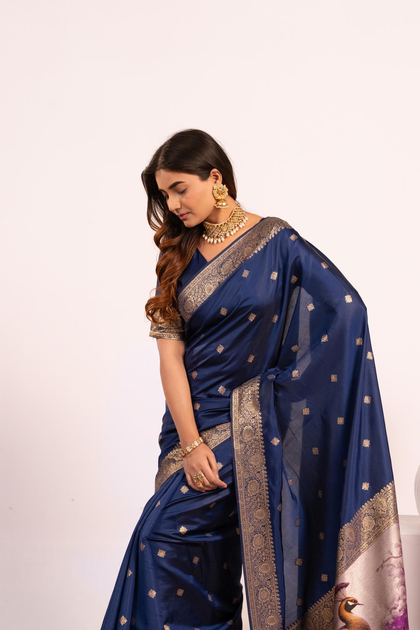 Traditional Paithani Saree with Zari Butti & Storytelling Pallu - NAVY BLUE
