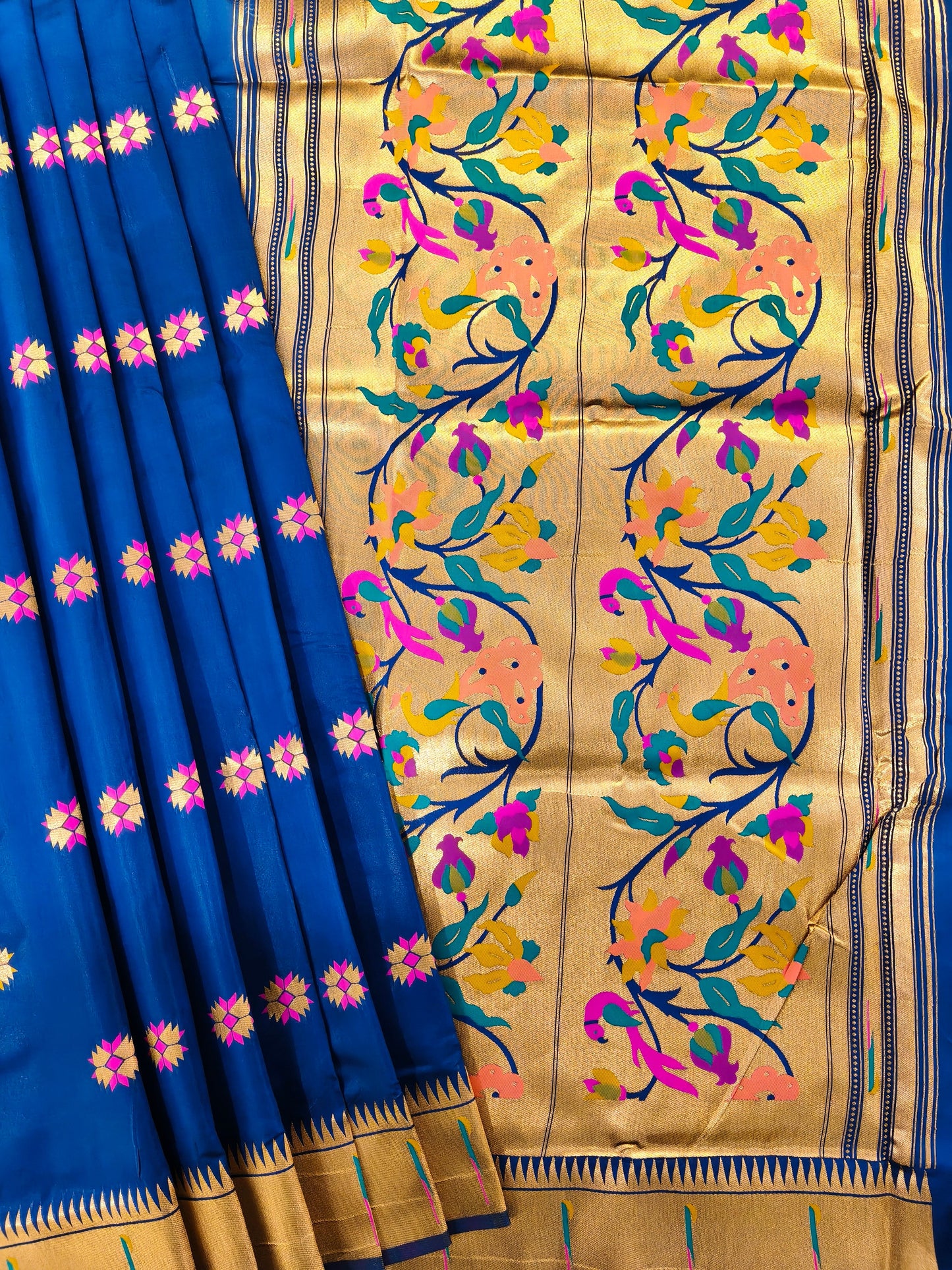 Banarasi Paithani With Bird & Floral Pallu - NAVY BLUE