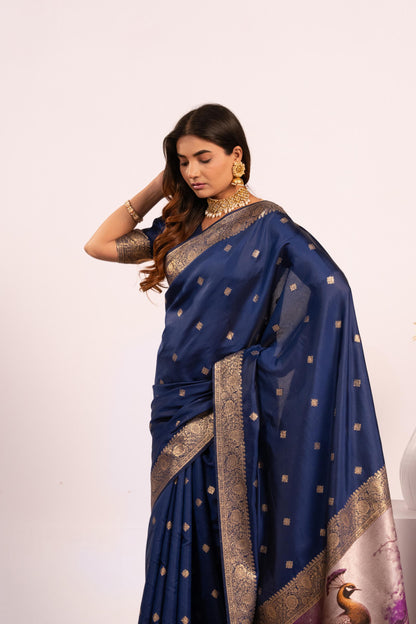 Traditional Paithani Saree with Zari Butti & Storytelling Pallu - NAVY BLUE