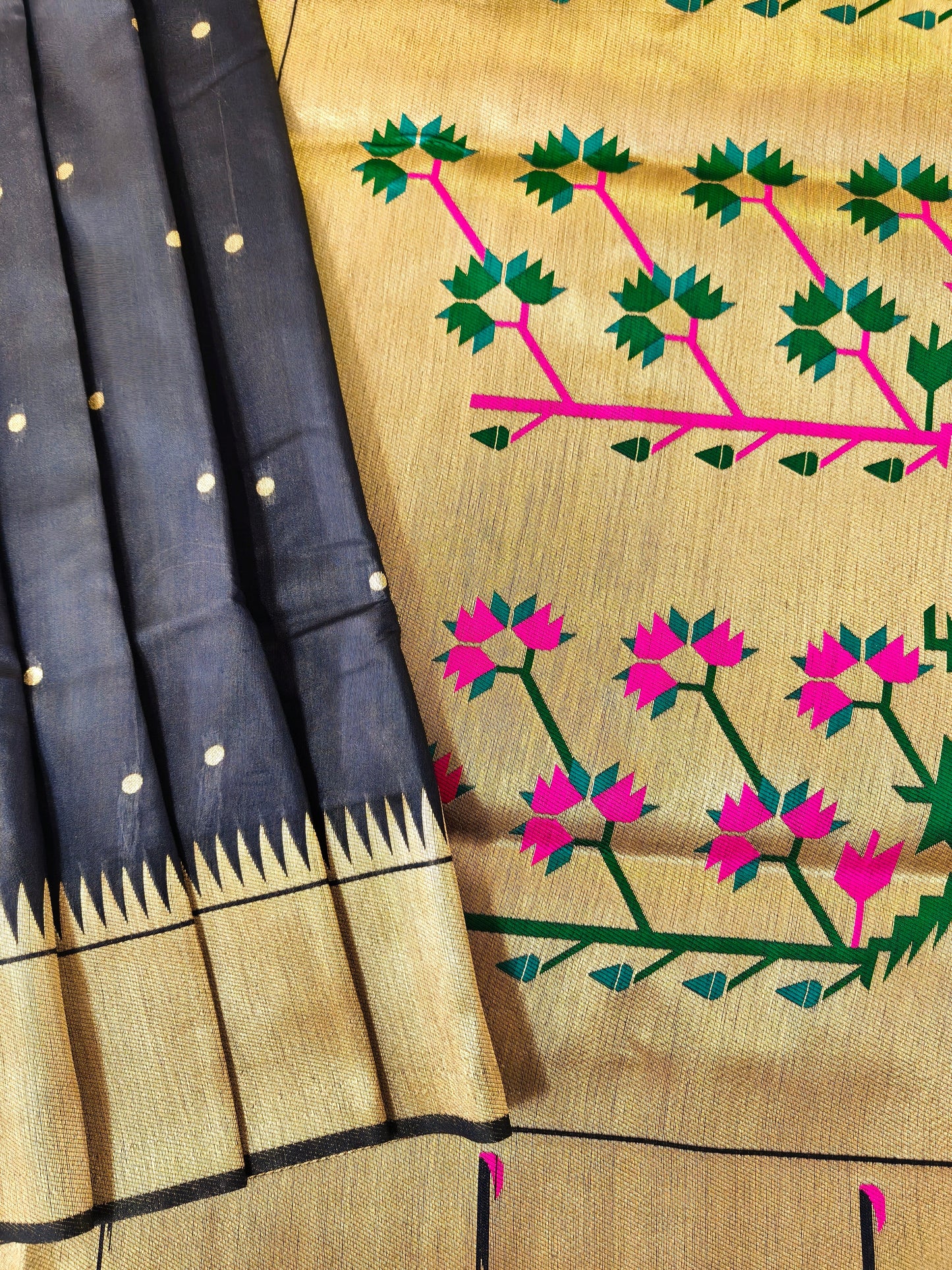 Banarasi Paithani Saree Design with Traditional Kalpavalli Pattern-NAVY BLUE