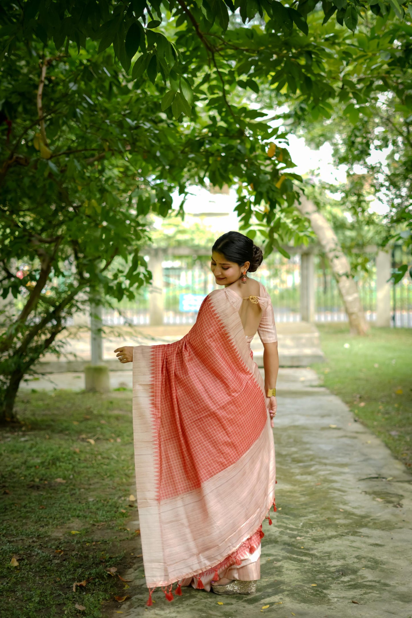 Aarita Authentic Ikkat Handloom Saree- ORANGE