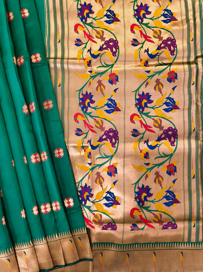 Banarasi Paithani With Bird & Floral Pallu - PERROT