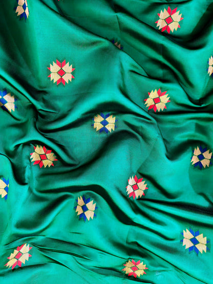Banarasi Paithani With Bird & Floral Pallu - PERROT