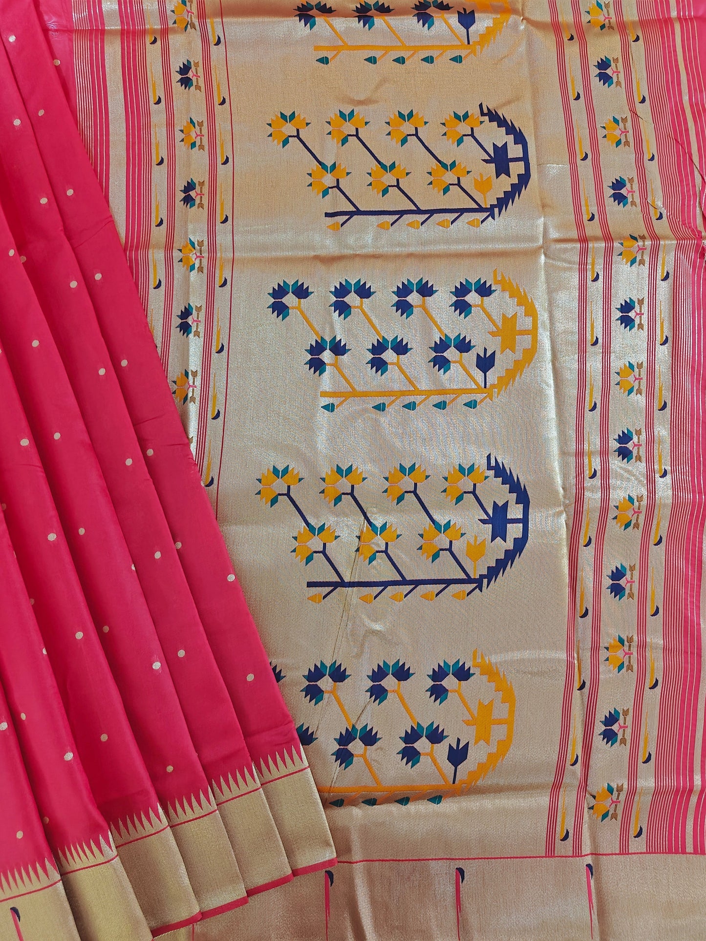 Banarasi Paithani Saree Design with Traditional Kalpavalli Pattern-PINK