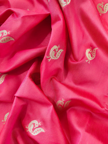 Heritage Hand-Weaving Silk Saree with Parrot Design- PINK