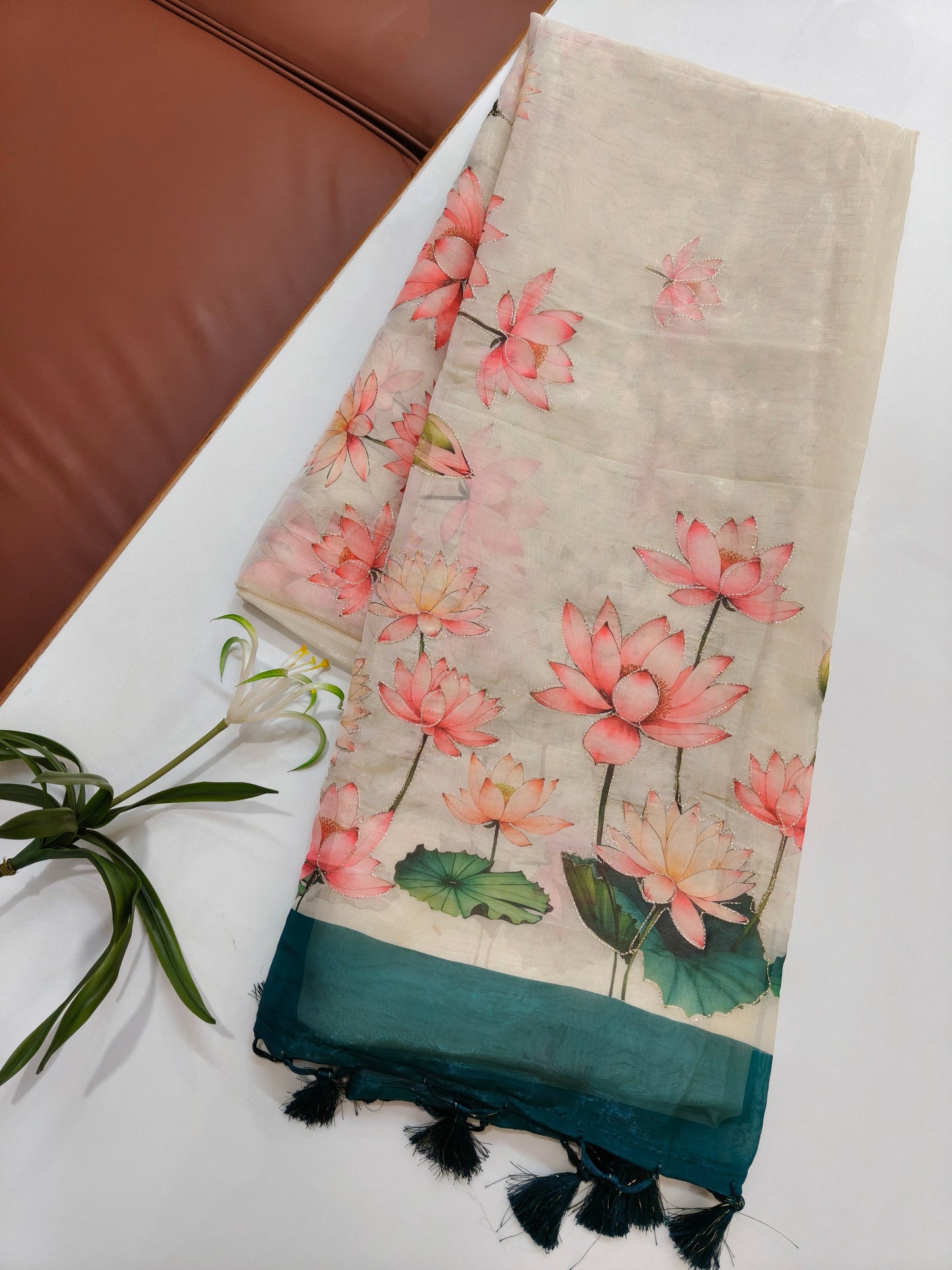 Elegant Organza Silk Saree with Floral Pallu and Stylish Tassels-RAMA