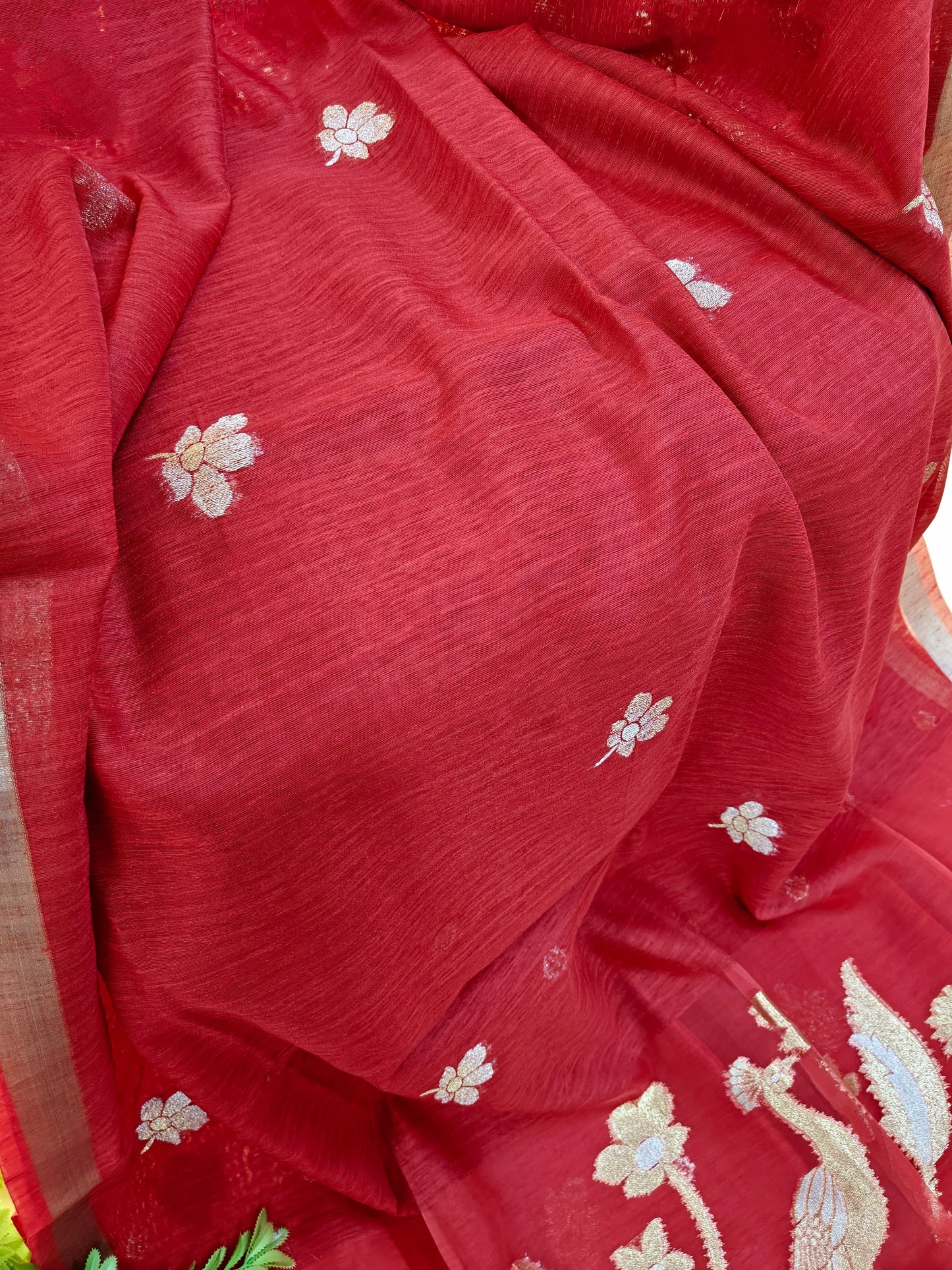 Pure Linen Saree with Antique Gold Floral & Peacock Zari Border - RED