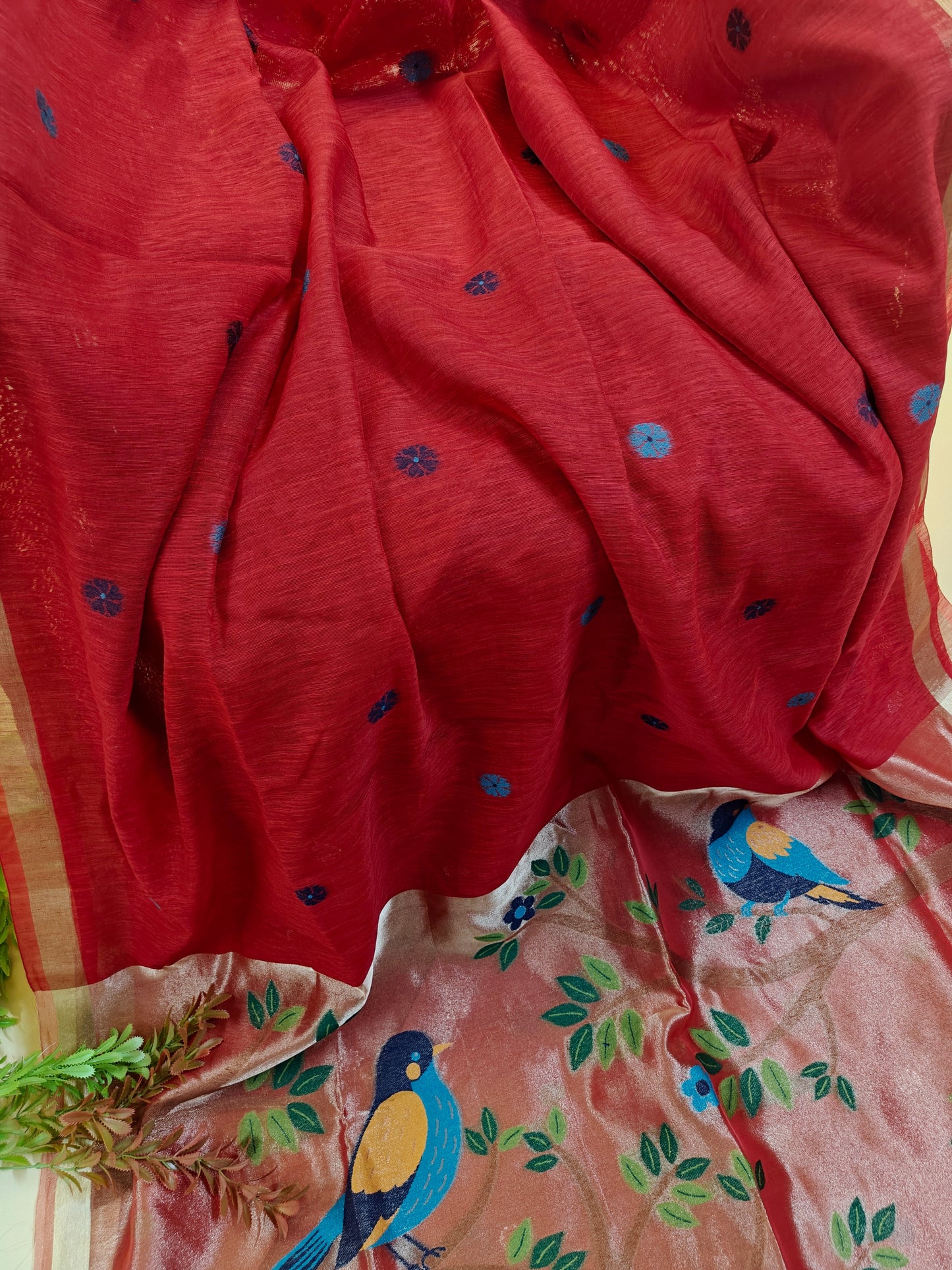 Pure Linen Saree With Zari Bird & Floral Pallu - RED