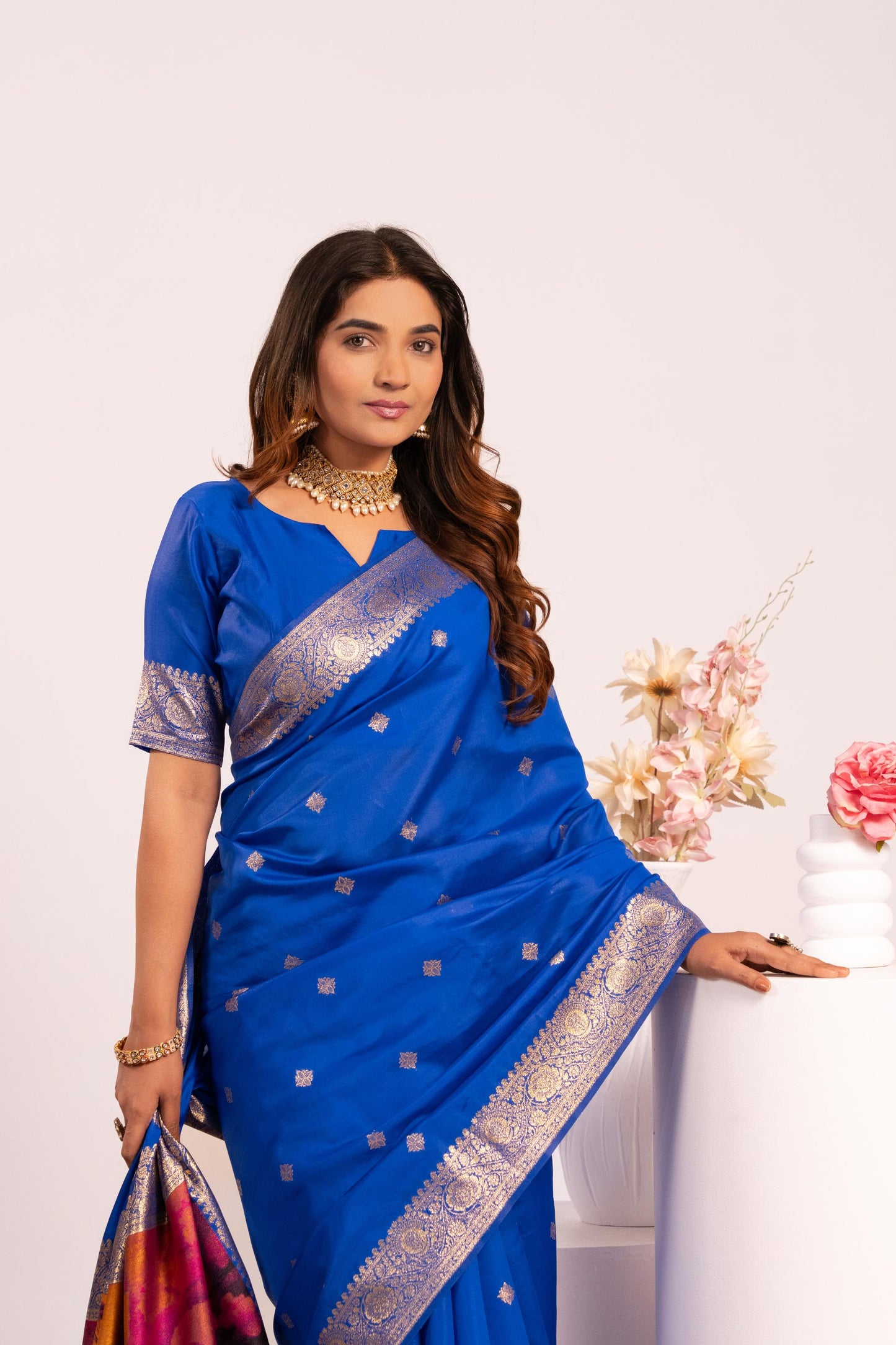 Traditional Paithani Saree with Zari Butti & Storytelling Pallu - ROYAL BLUE