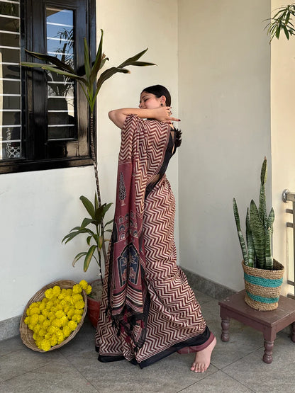 Soft Linen Cotton Zig Zag Printed Saree