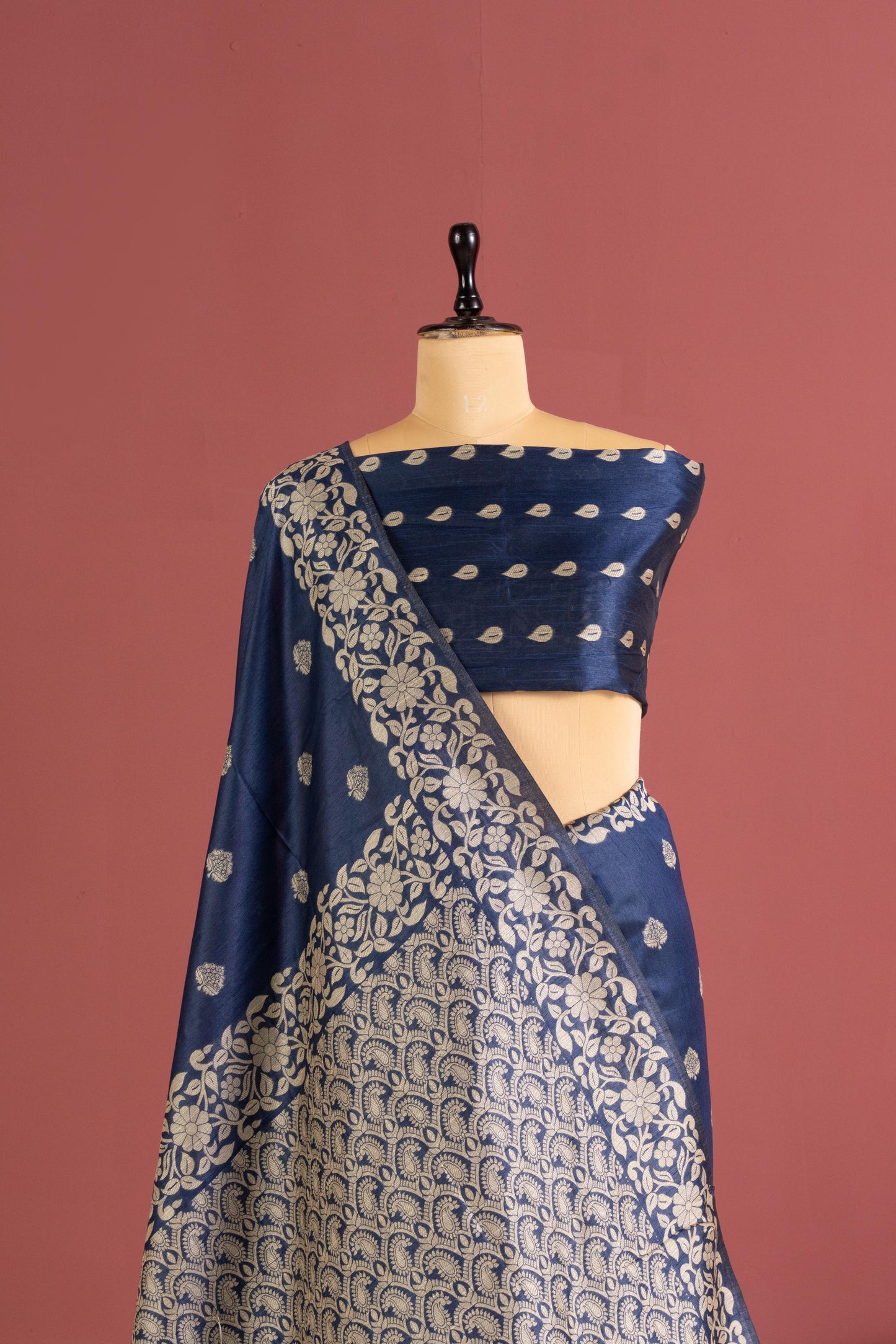 Handloom raw silk saree 101 - BLUE