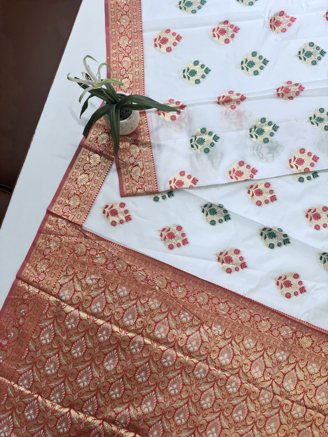 BANARASI PAITHANI  SAREE - WHITE
