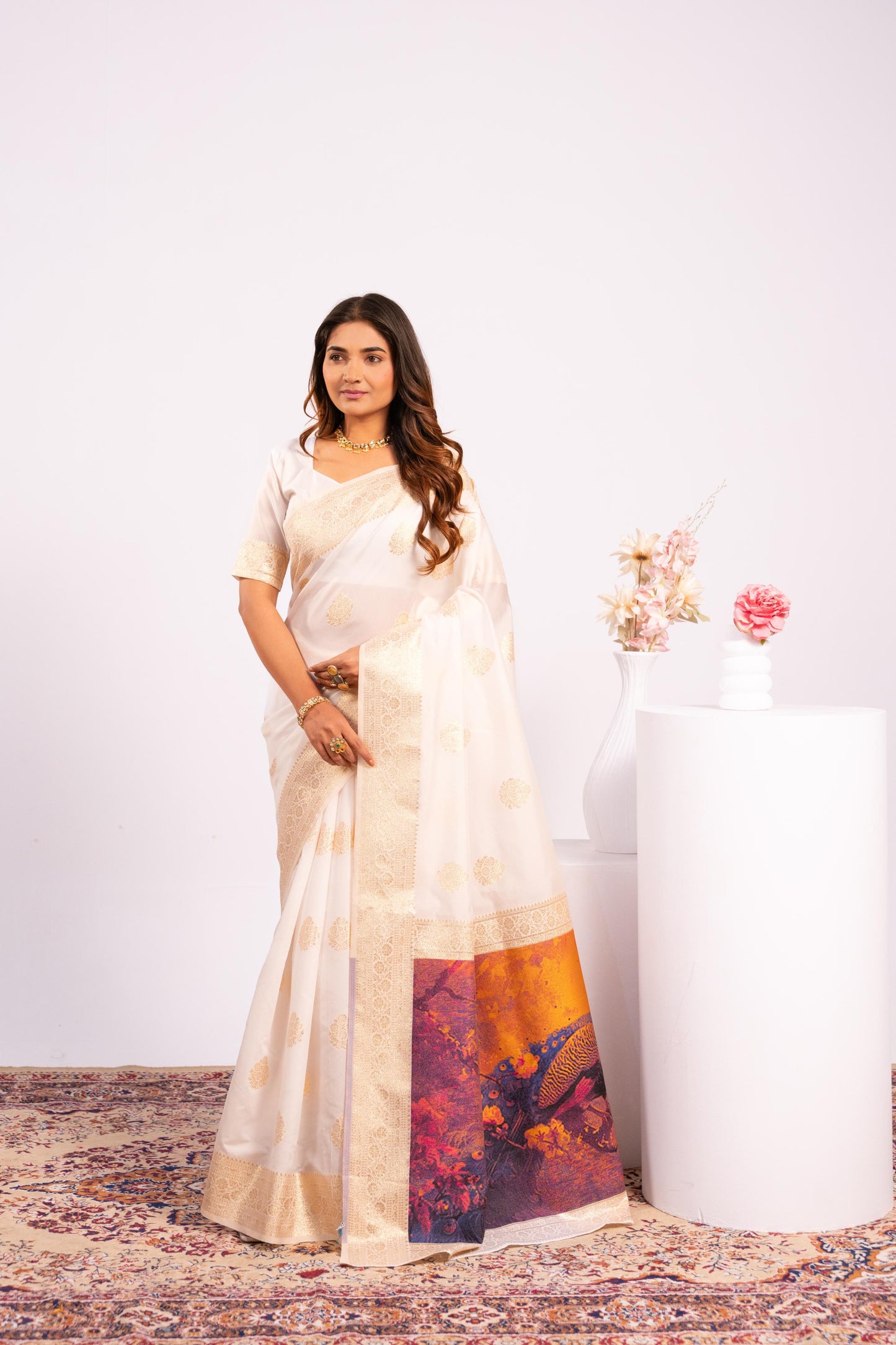 Handloom Banarasi Paithani Silk Saree with Artistic Peacock Pallu - WHITE