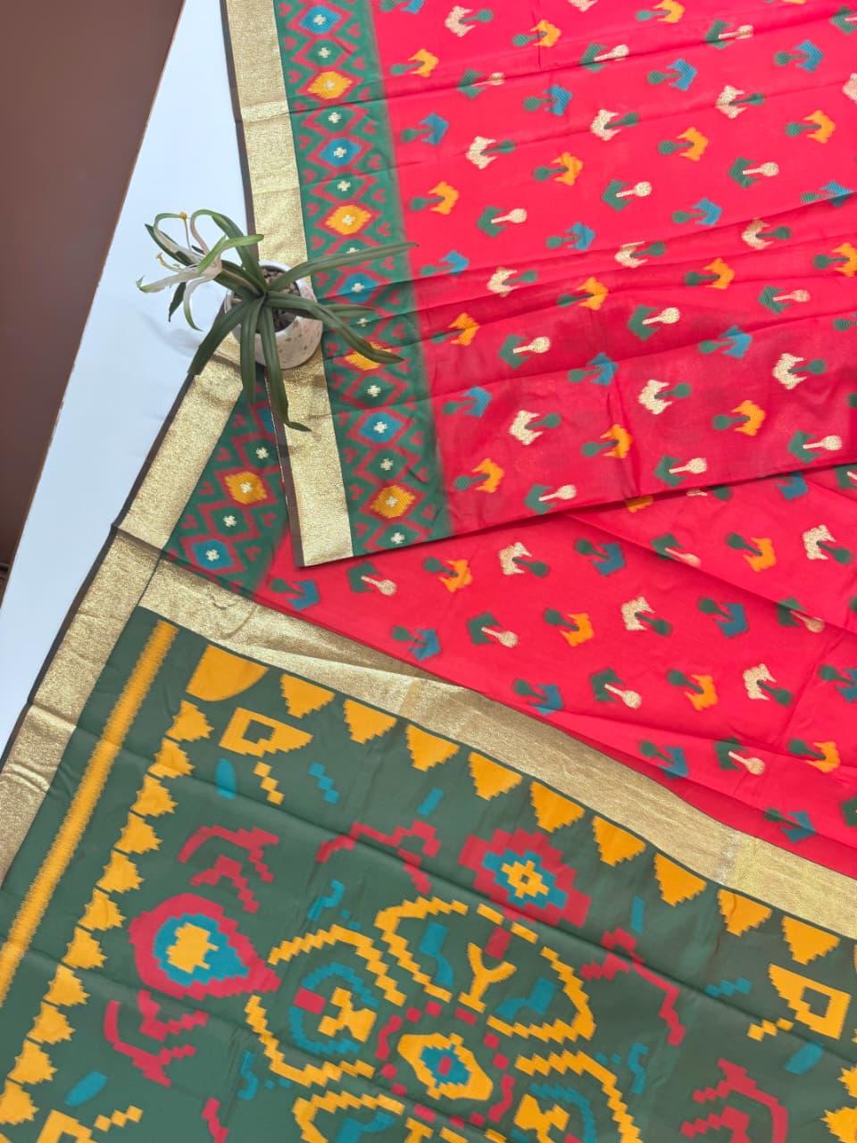 SOFT POCHAMPALLY IKKAT SILK SAREE - RED