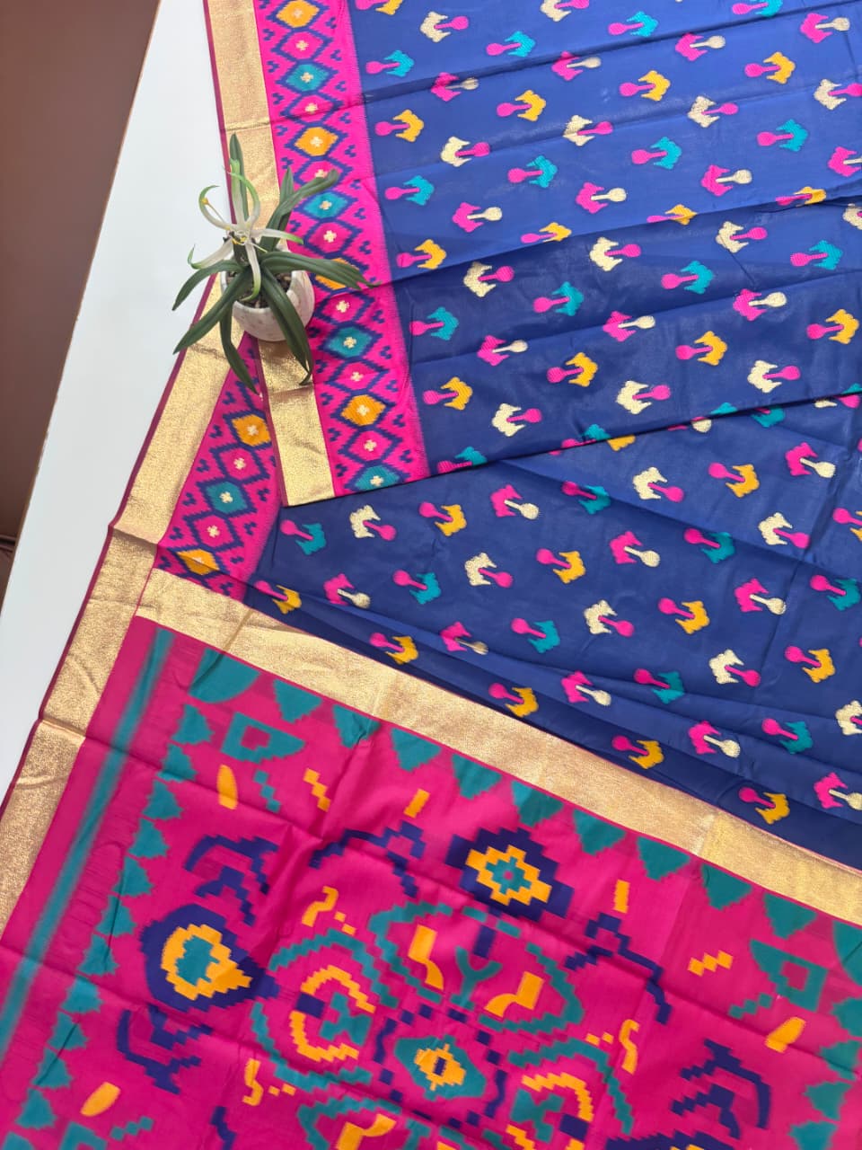 SOFT POCHAMPALLY IKKAT SILK SAREE - ROYAL BLUE