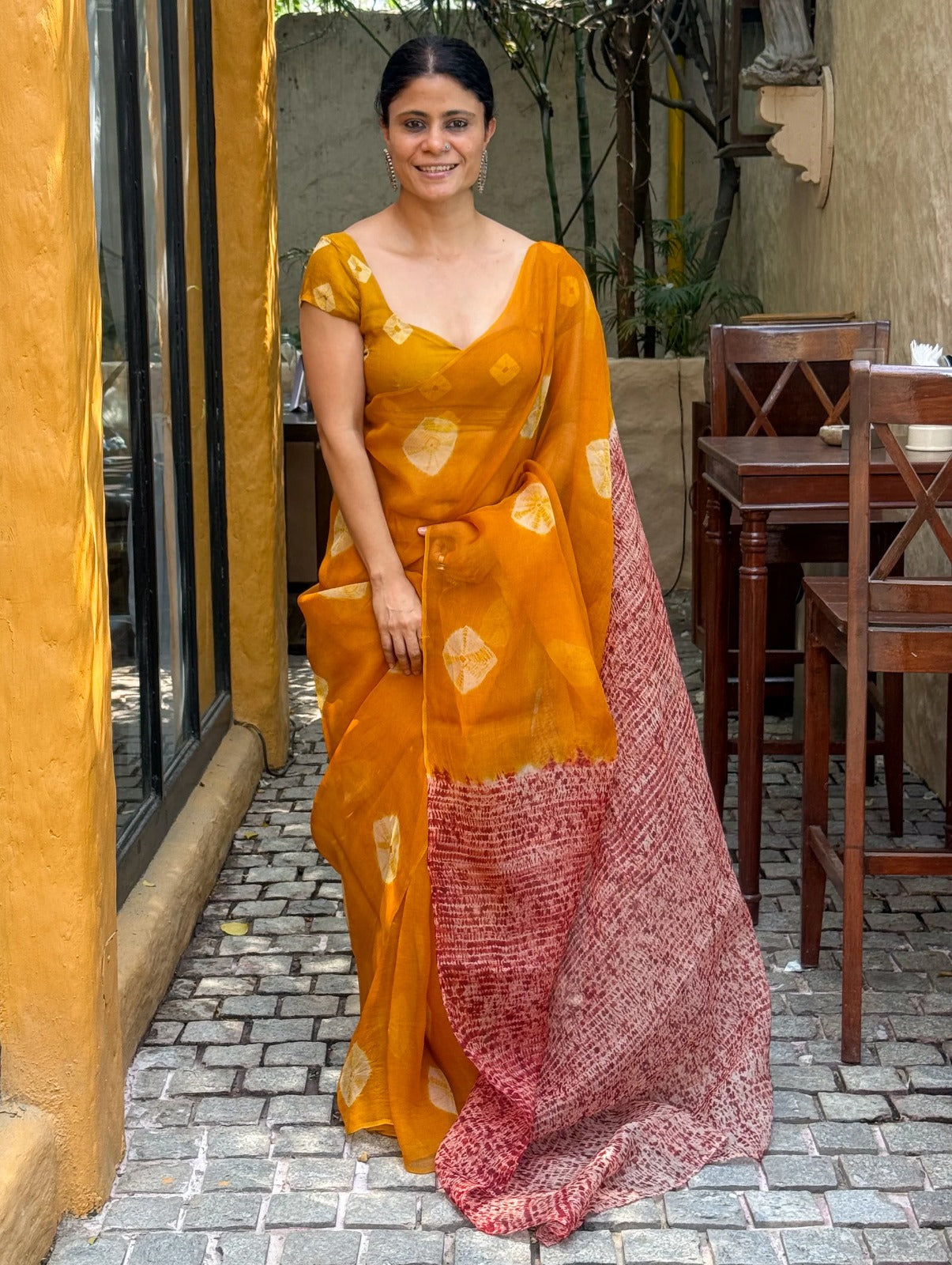 Handloom Organza Silk Saree In Kumo With Tesuji Shibori In Natural Dyed