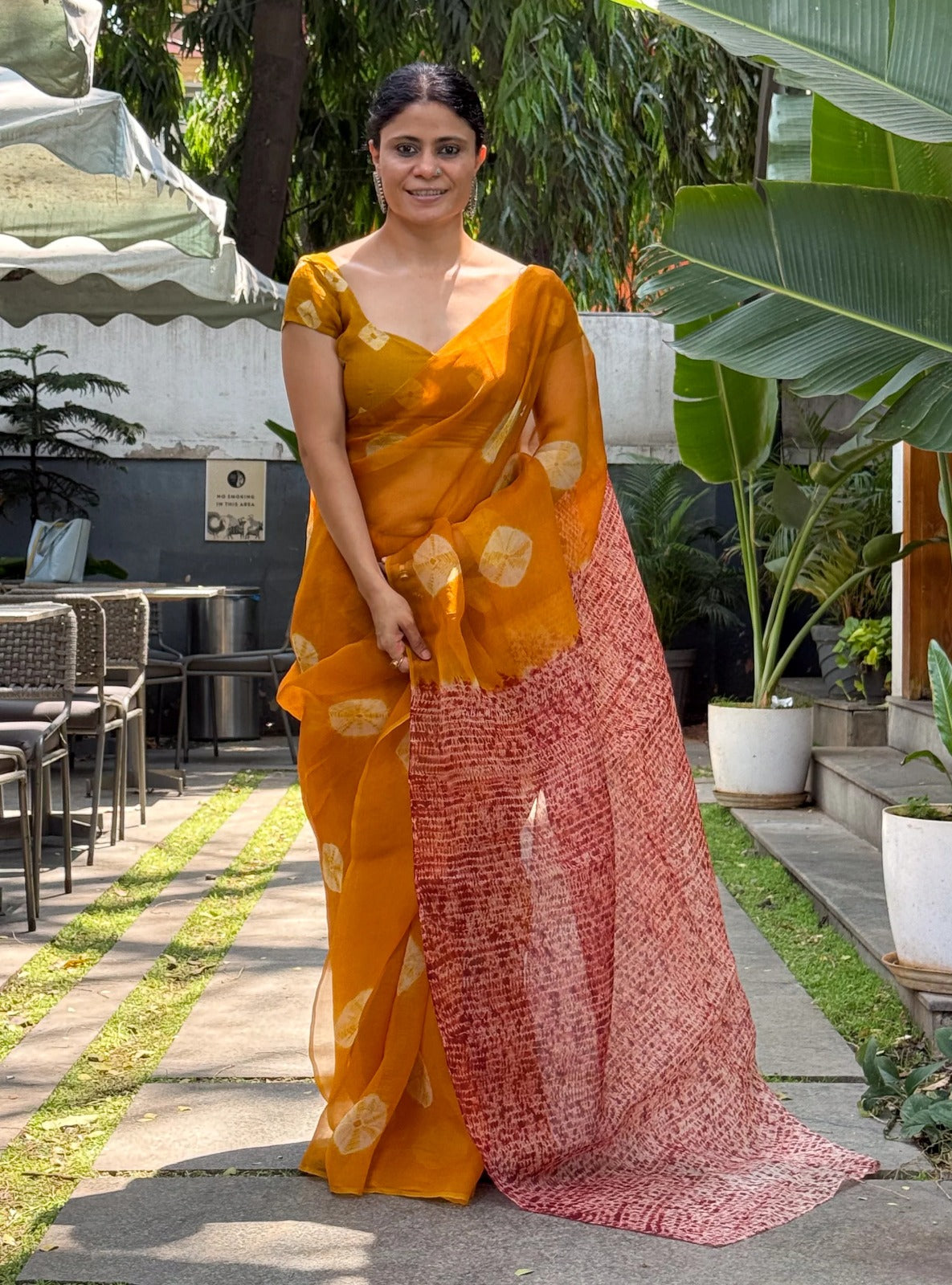 Handloom Organza Silk Saree In Kumo With Tesuji Shibori In Natural Dyed