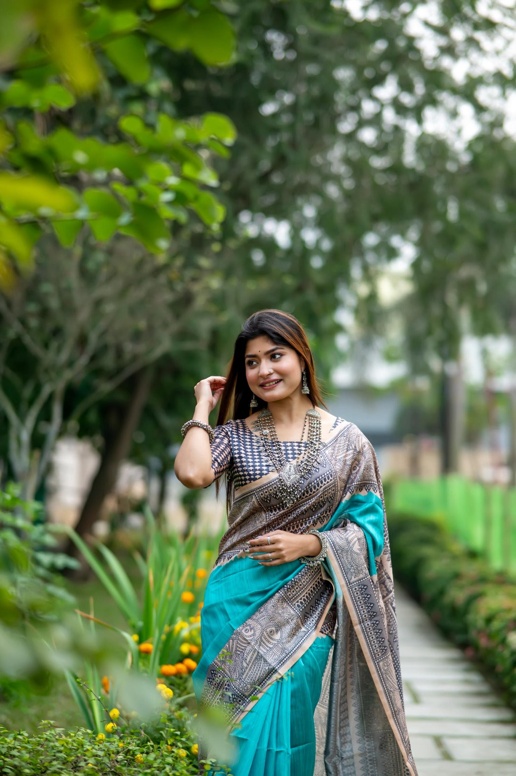 Graceful Linen Cotton Saree – Traditional Print=SKY BLUE