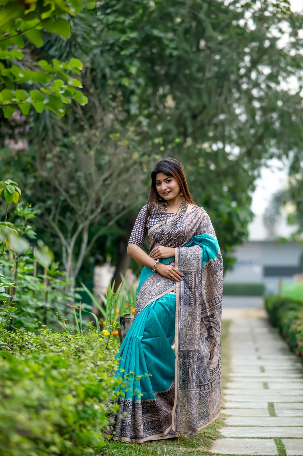 Graceful Linen Cotton Saree – Traditional Print=SKY BLUE