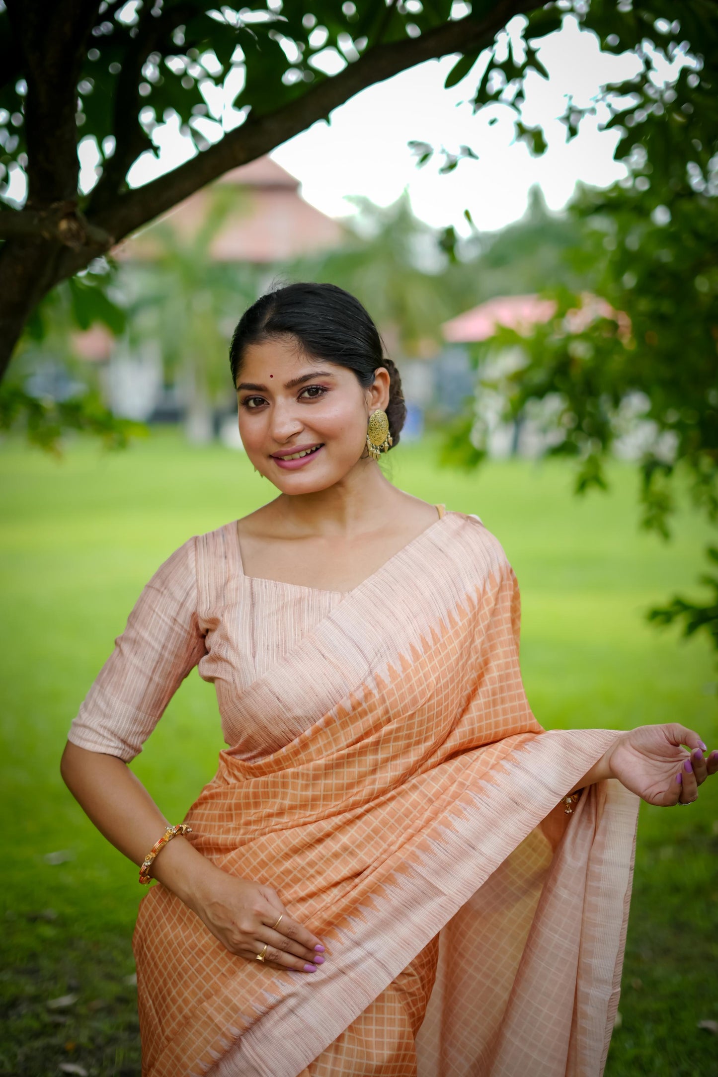 Aarita Authentic Ikkat Handloom Saree- YELLOW