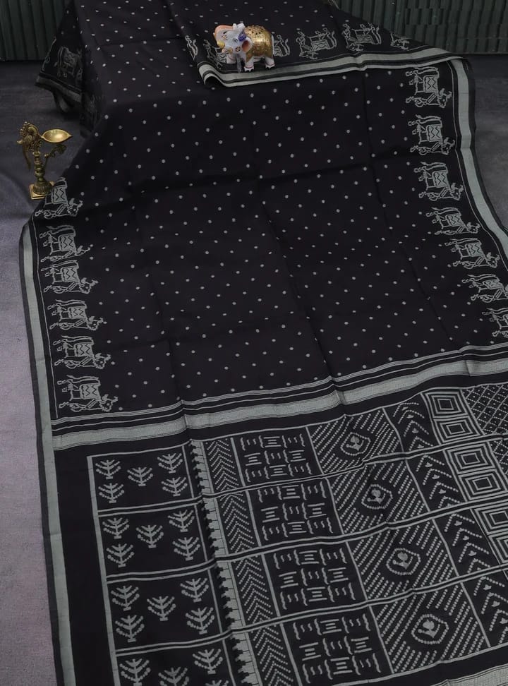 Classic Handloom Weave Saree-BLACK