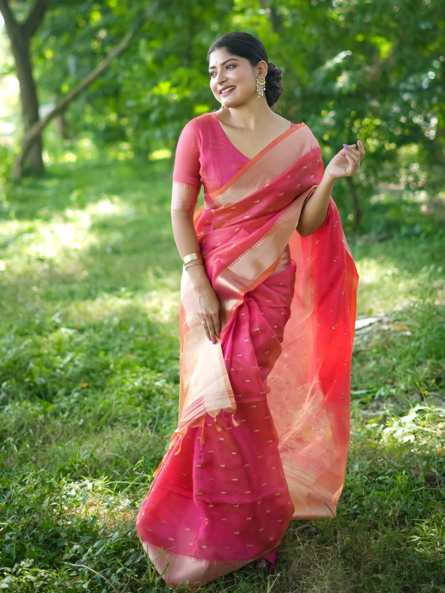 Soft Kalyani Silk Saree With All Over Small Zari Weaving Butties - GAJARI